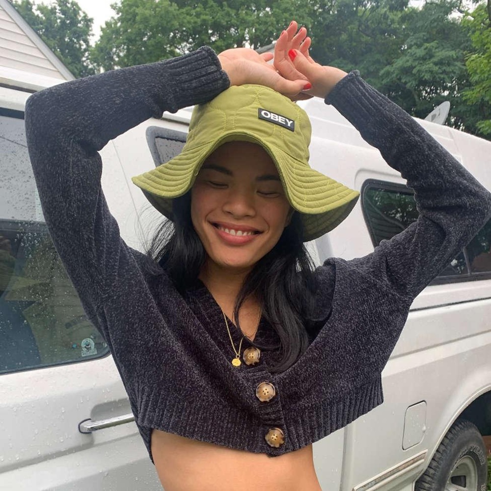 URBAN OUTFITTERS | Maura Cropped Chenille Cardigan